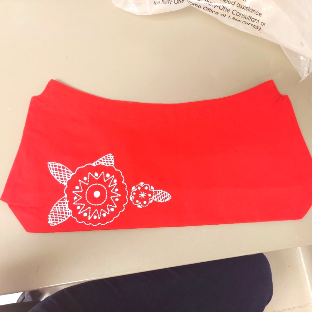 Thirty-one Red Fitted Purse Skirt I Can-Ikat 668A